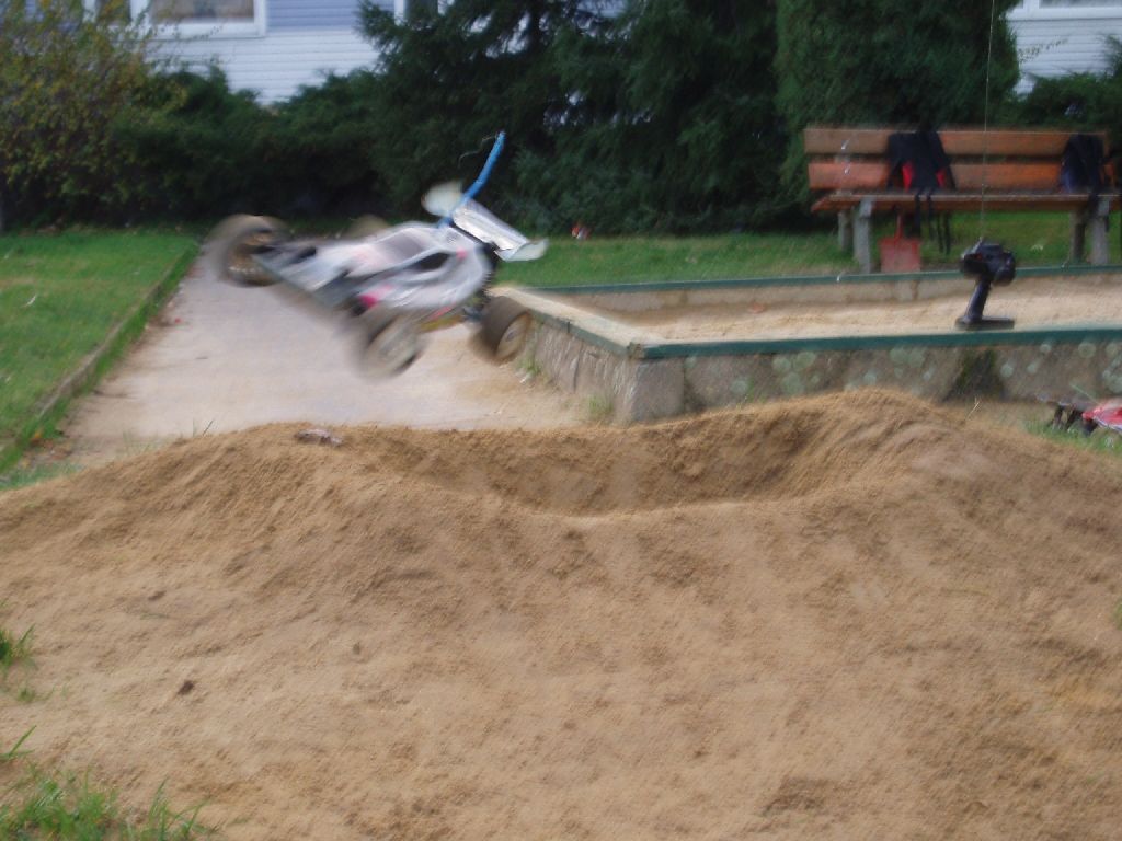 PB090745.JPG